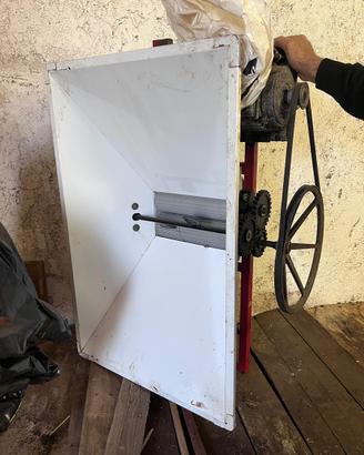 Pigiatrice Trita uva