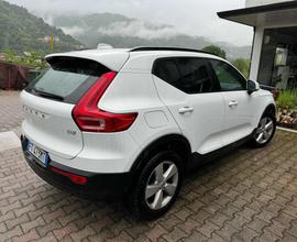 VOLVO XC40 D3 AWD Geartronic Business 4X4