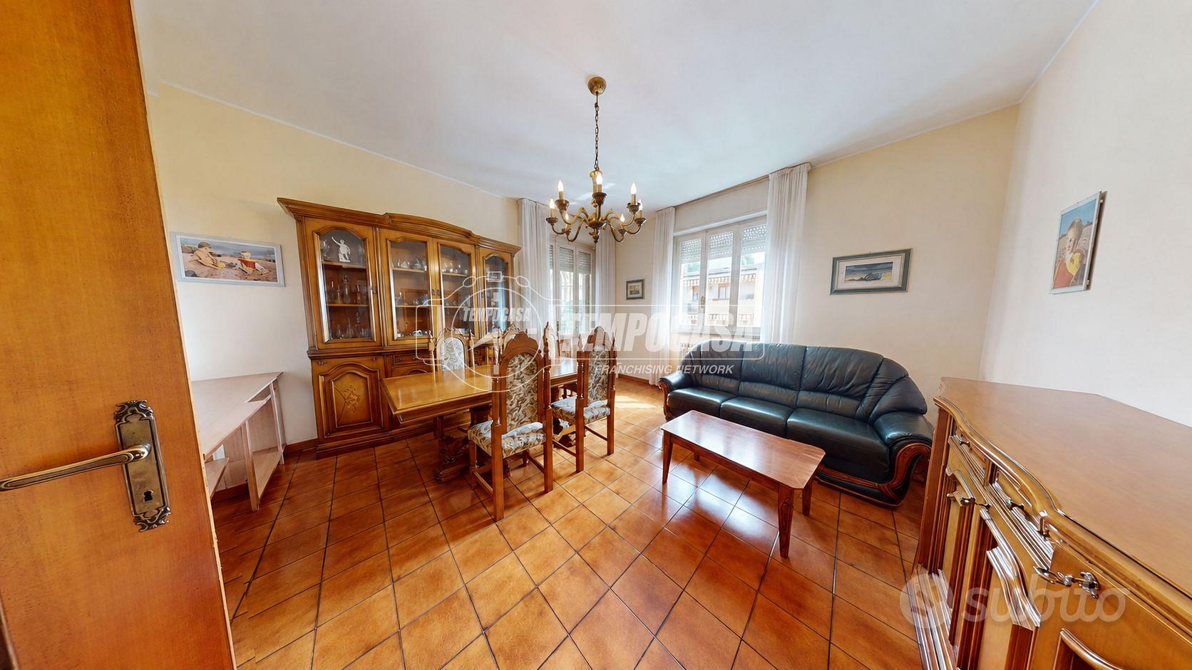 Appartamento – Varedo, Valera - Altro