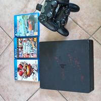 ps4 slim con 3 videogiochi e 2 joistic