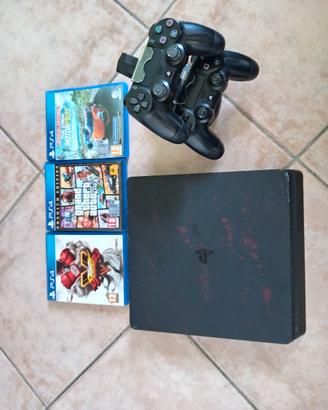 ps4 slim con 3 videogiochi e 2 joistic
