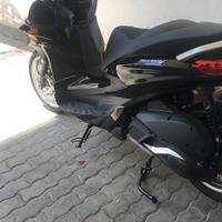 Beverly 300 2025 850 km