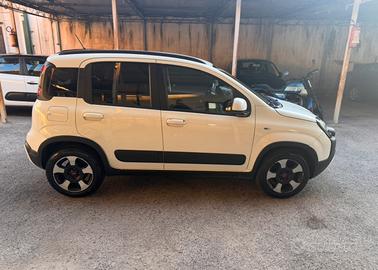 FIAT Panda 1.0 FireFly S&S Hybrid City Life cross