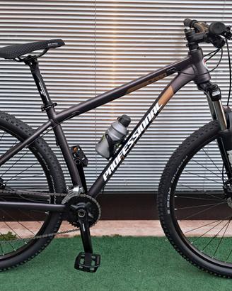 MTB 29" NUOVA, FRENI DISCO IDRAULICI, 9X2