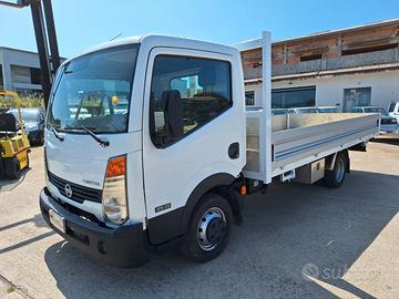 Nissan Cabstar 35-15 3.0 TDI CASSONATO GANCIO TRAI