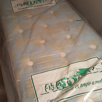 Materasso singolo e rete a molle