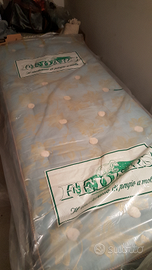 Materasso singolo e rete a molle