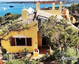 Villa con giardino e piscina - PORTO CERVO -