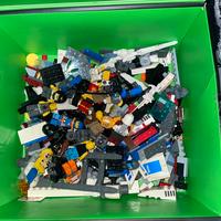 Lotto misto LEGO minifigures e serie varie