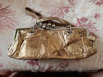BORSA DONNA COLORE ORO (Pochette)