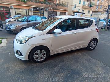 Hyundai i10 1.0 Style DEL MESE