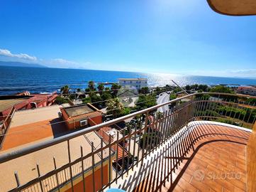 3 LOCALI A TORRE DEL GRECO