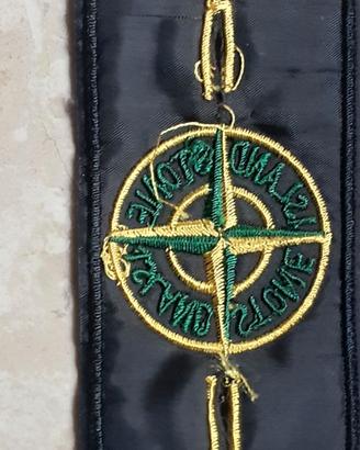 Stone Island etichetta