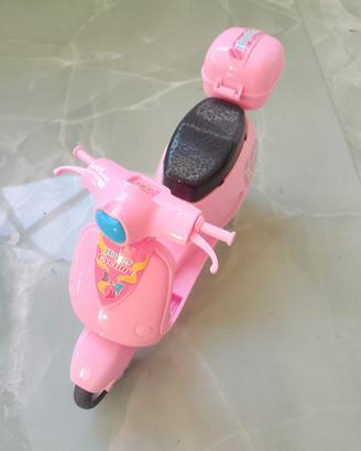 Motorino / vespa di Barbie