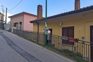 3 LOCALI A CAPRIGLIA IRPINA
