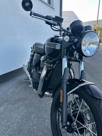 Triumph Bonneville T100