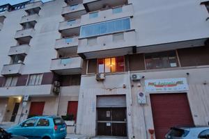 Posto auto in autorimessa chiusa