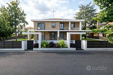 Villa di 221 m² con 4 locali e box auto a Spilambe