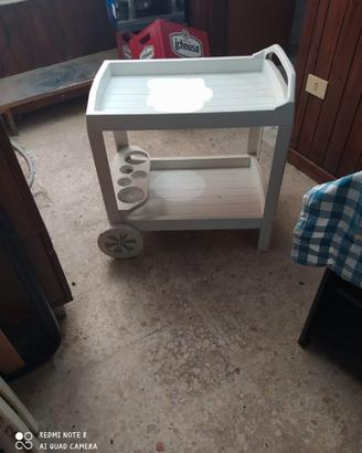 Carrello portavivande