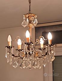 Lampadario a goccia in cristallo