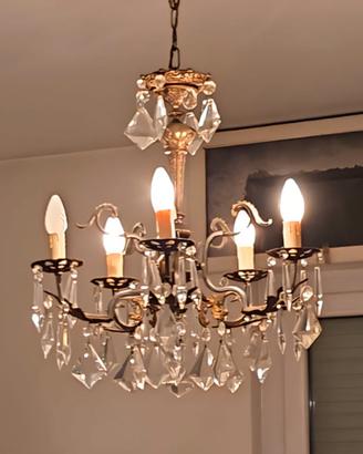 Lampadario a goccia in cristallo