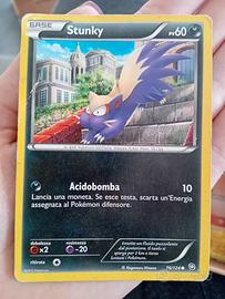 carta pokemon stunky
