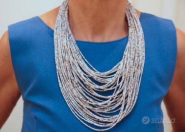 collana multifilo dai colori naturali
