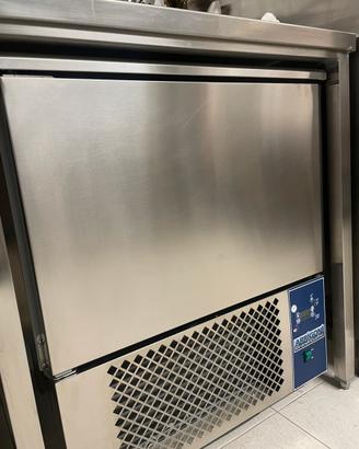 Abbattitore professionale 5 teglie 60x60