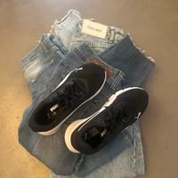 Jeans e scarpe