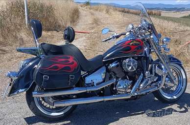 Kawasaki VN 900 da vetrina