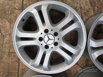 Cerchi in lega ML 320 CDi 8x18