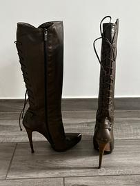 Stivali con tacco cuoio vero