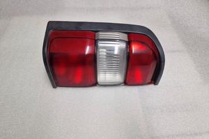 Faro posteriore Nissan Patrol