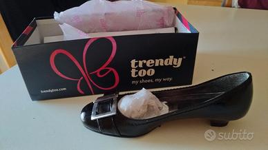 Scarpe Eleganti Donna n.35. Nero lucido, fibbia