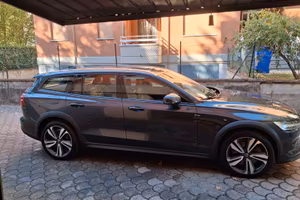 Volvo V60 Cross Country