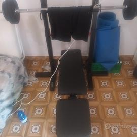 palestra: panca,bilanciere, manubri e pesi