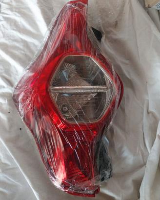 Faro posteriore sinistro per Dacia Lodgy