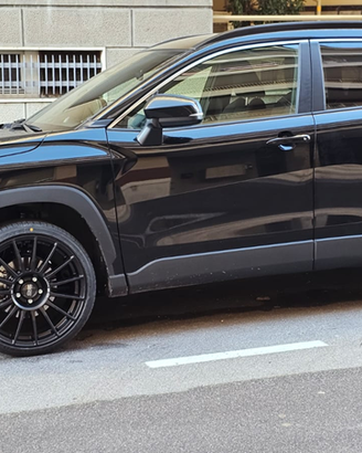 CERCHI PER AUTO COMPLETI CON GOMME