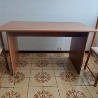 Arredo tinello colore noce