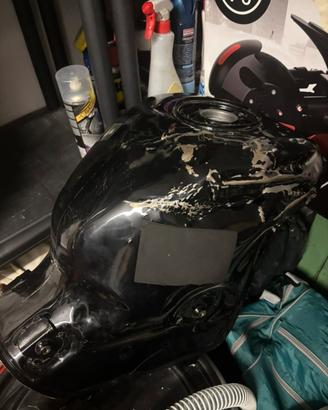 Serbatoio moto cbr 1000 rr