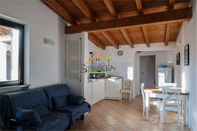 Bilocale mansardato ristrutturato