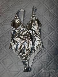 Costume intero donna effetto metallizzato argento