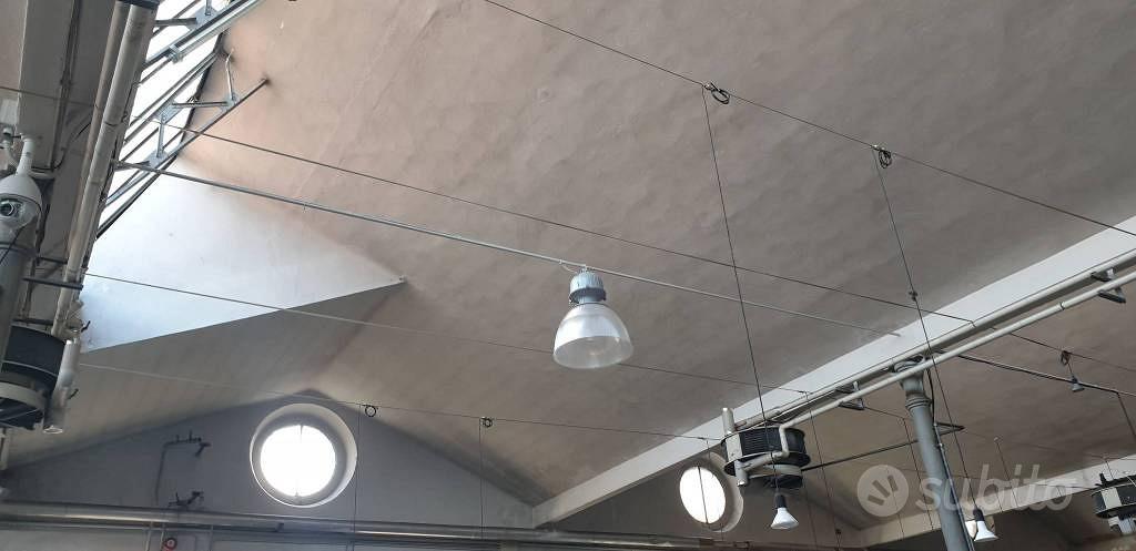 Immobile di 103 m² con 1 locale a Milano - Altro