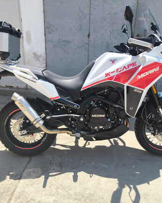 Moto Morini X-Cape con soli 770 Km. NUOVA
