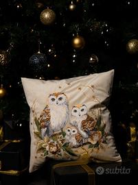 Cuscino in velluto con ricamo natalizio 