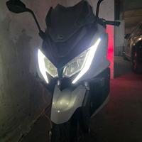 KYMCO AK 550