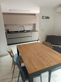 Trilocale con box auto