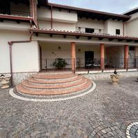 Rif. 473 villa con garage e giardino
