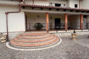 Rif. 473 villa con garage e giardino