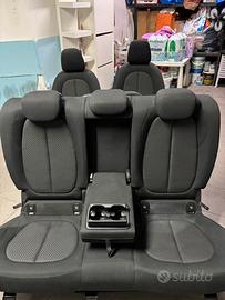Set completo interno sedili BMW X1 F48 sDruve 18d
